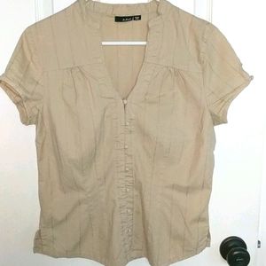 Cap sleeve v-neck button down